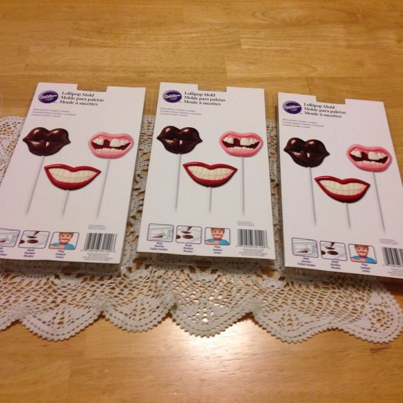 Wilton Other - Wilton Candy Molds - Funny mouth shapes for Halloween or whenever